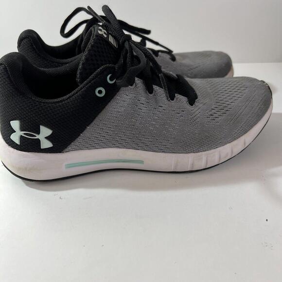 Under Armour Micro G Pursuit Gray Sneakers Size 6 Model 3000101-103 - Picture 4 of 9